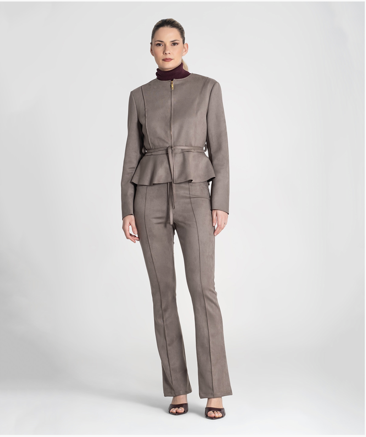 Bell-bottom pants