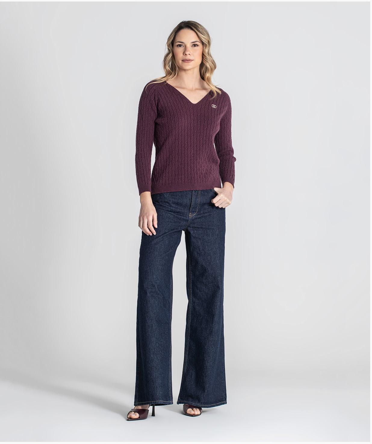 V-neck sweater with braids